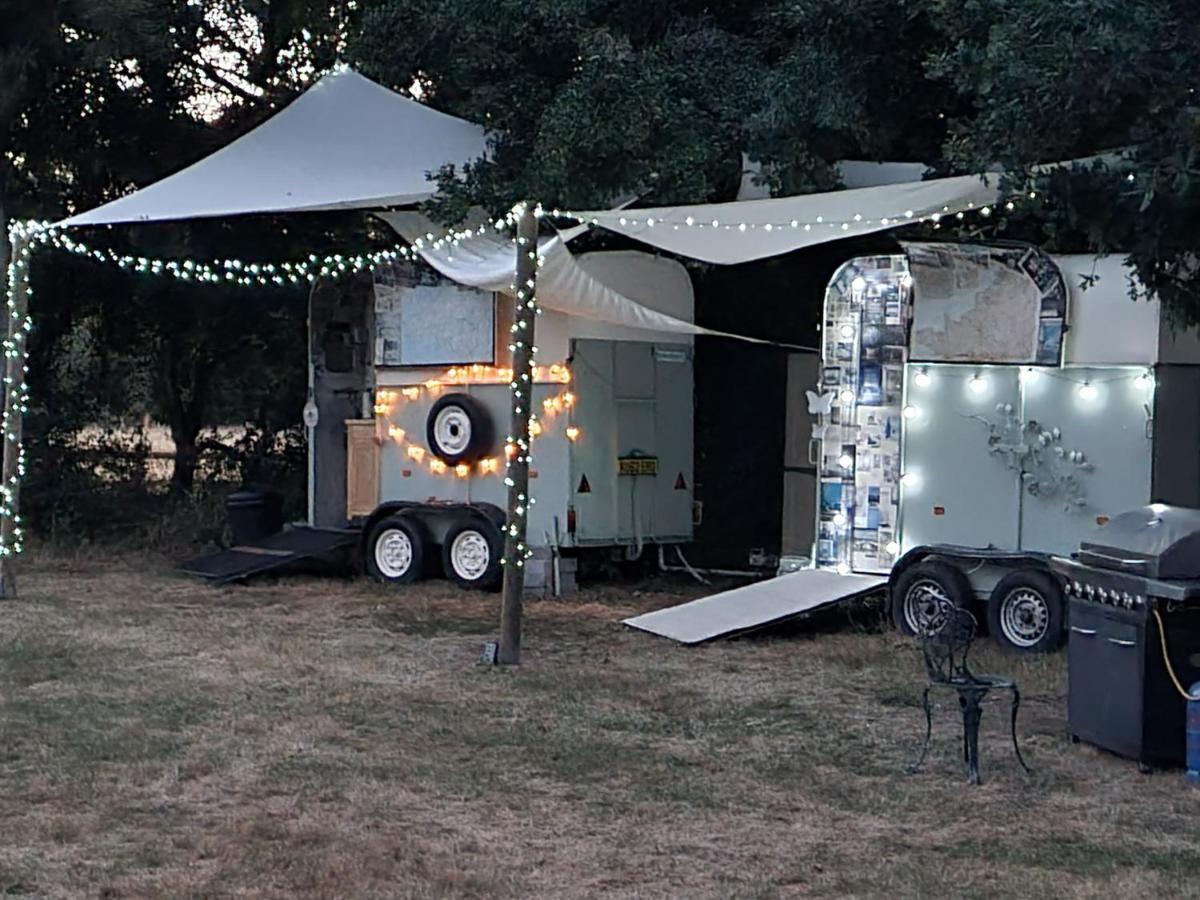 Glamping In Style, Prospector Tent Crawley  Extérieur photo