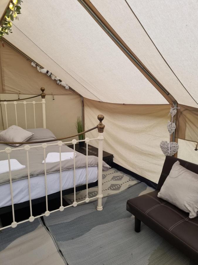 Glamping In Style, Prospector Tent Crawley  Extérieur photo